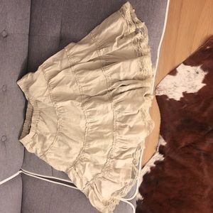 Zara Skirts - Cream skirt size 4 Japanese style Zara Skirts - Cream skirt size 4 Japanese style